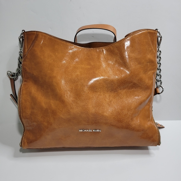 Michael Kors Devon Genuine Leather Large Tote Bag in Rich Caramel Magnetic Snap - Picture 15 of 15